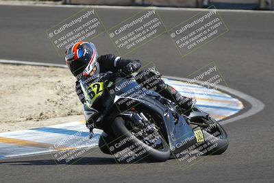 media/Oct-12-2025-CRA (Sun) [[e621380112]]/Races/Race 8/